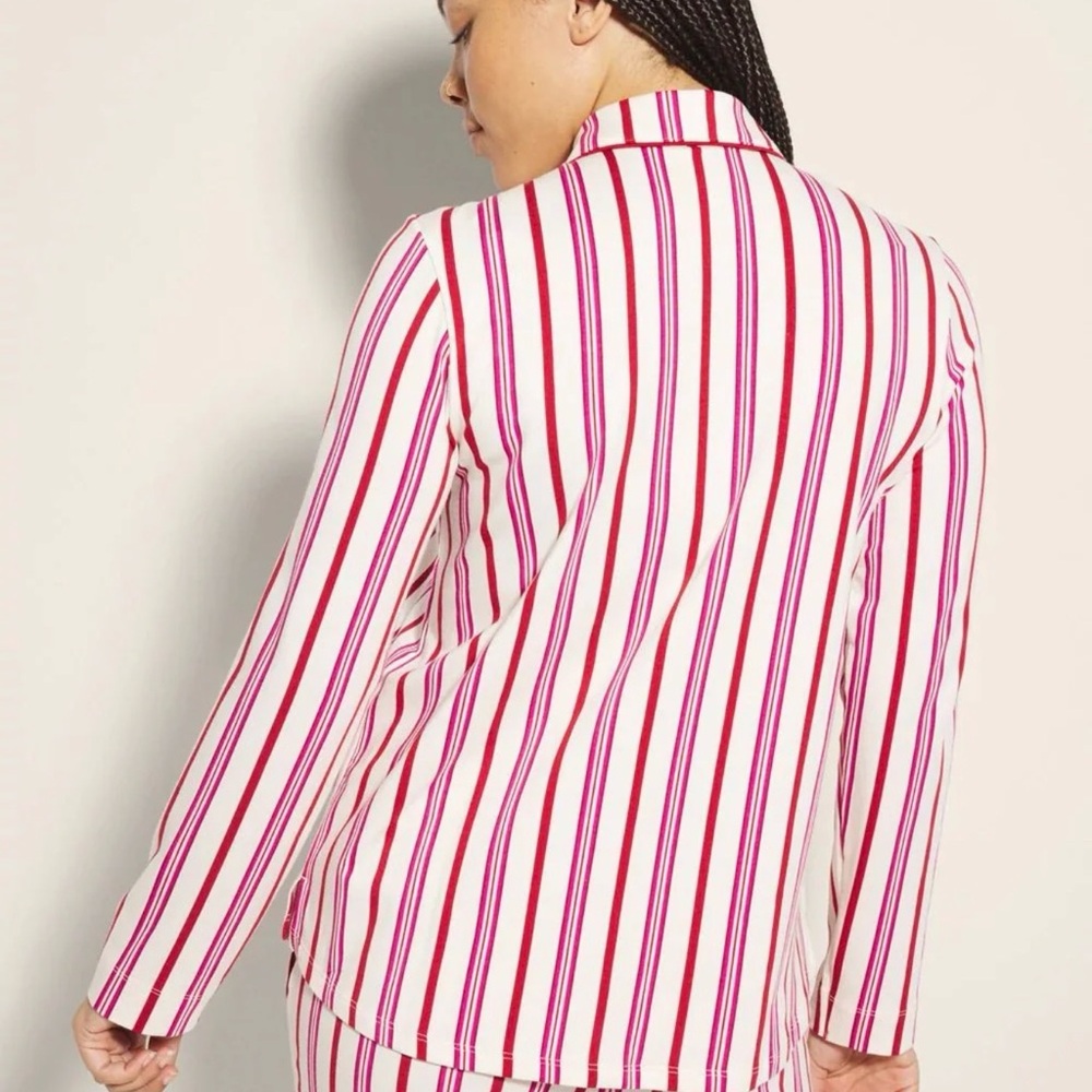 Soma Embraceable Long Sleeve Notch Collar Smart Stripe Champagne Top - Picture 2 of 5